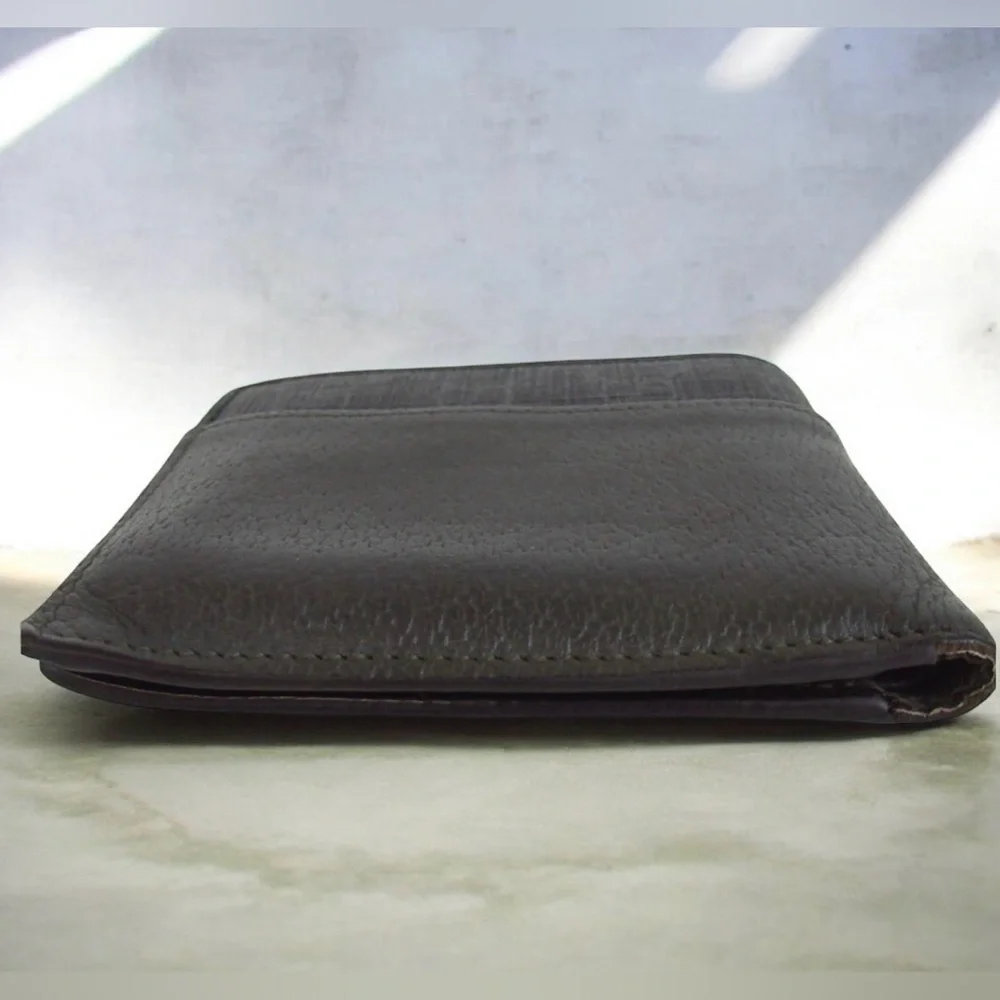 GUCCI Interlocking GG Bifold Wallet 😍